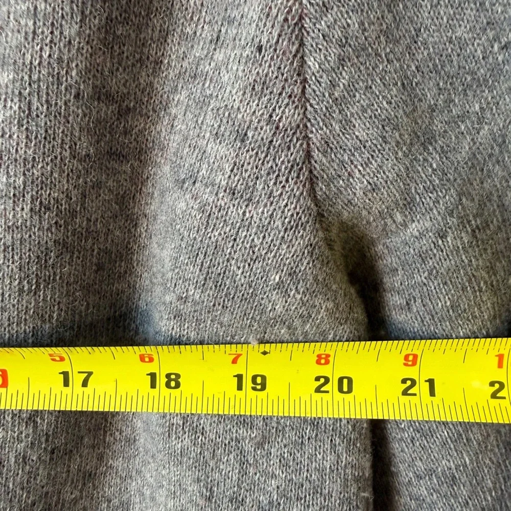 AIDA Italy Wool Colorblock cardigan‎ Jacket – Gray & Red – Size Large Sweater